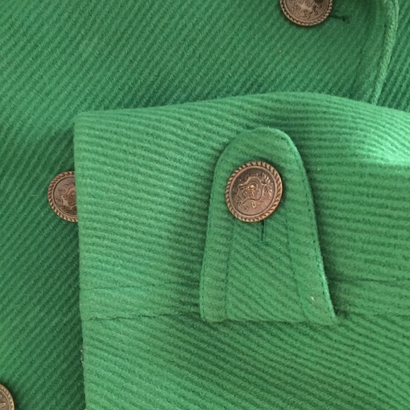 Lively Green Jacket - Picture 6 of 10